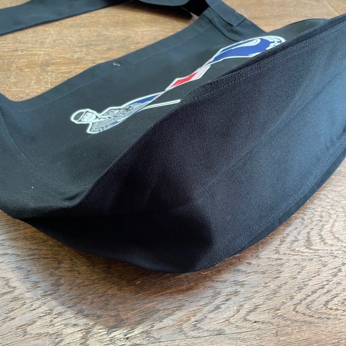 OSU dandy” News paper bag Black モッズ レトロ サコッシュ