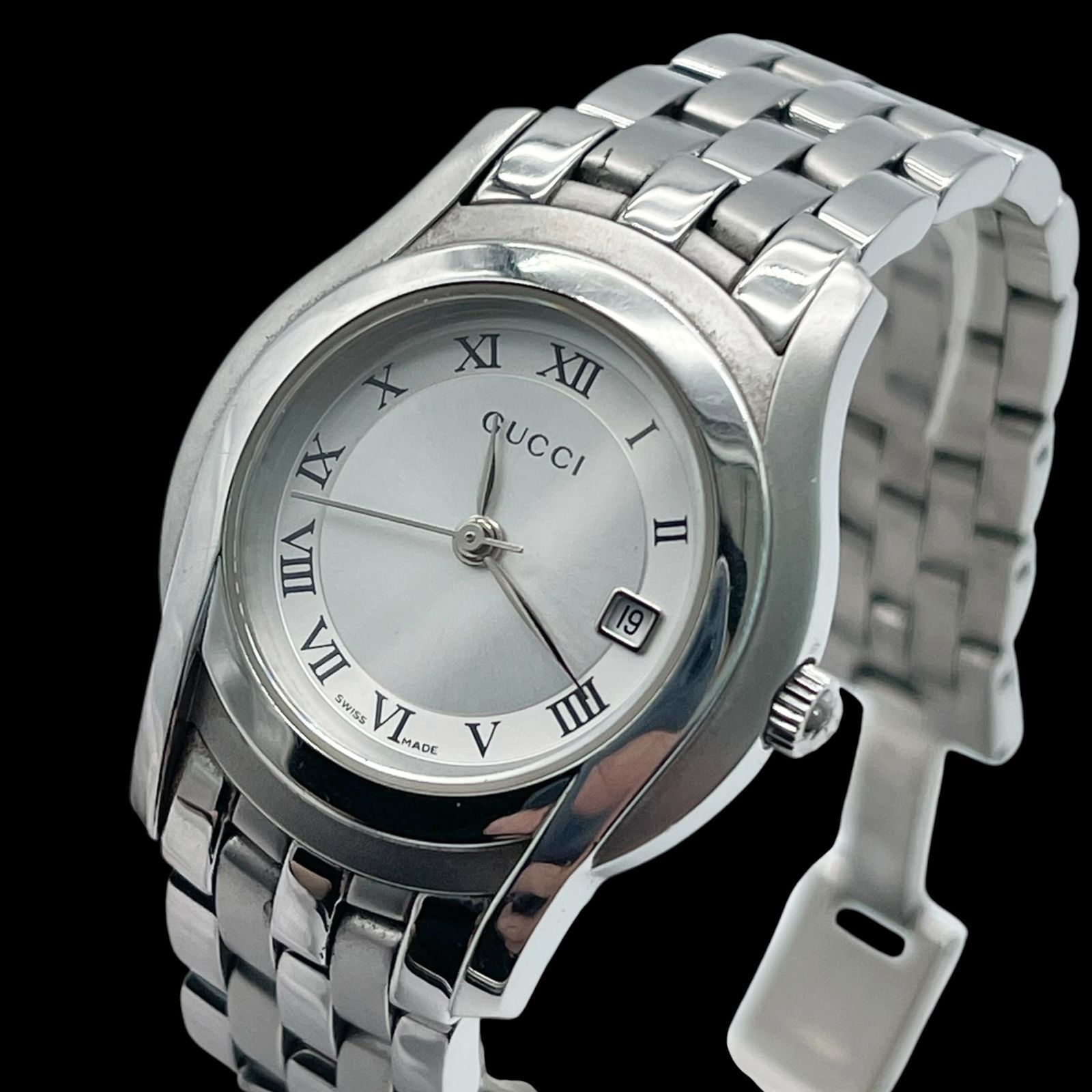 新品電池⭐️美品 稼動 Gucci 5500L 腕時計 クォーツ silver 新品電池 稼働品 GUCCI グッチ レディース腕時計 5500L クォーツQZ
