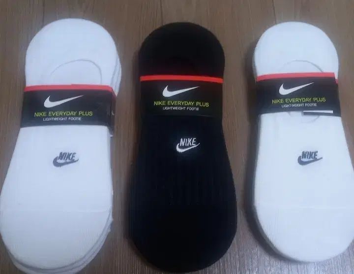 正規品 NIKE エブリデイ フェイク ソックス ㅡ カバーソックス メンズ