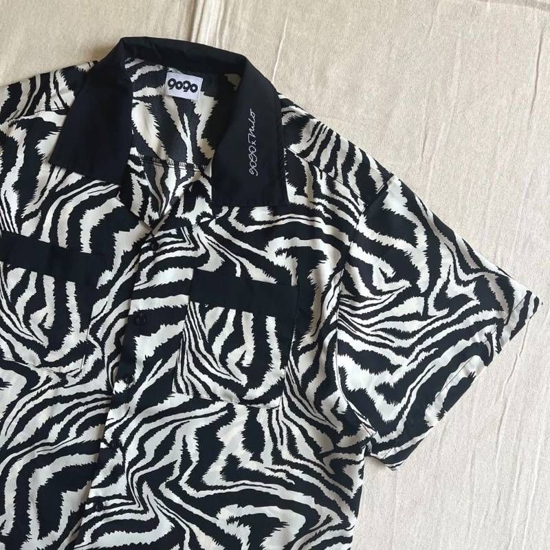 希少　完売品　9090　ナインティナインティ　m/o　ミオ　コラボレーション　Zebra Shirts　しまうま　アニマル柄　オープンカラー　開襟ポリシャツ　半袖　襟ロゴ刺繍　M　ブラック　みきおだ　みっき〜　おだけい　yutori　ストリート　個性派