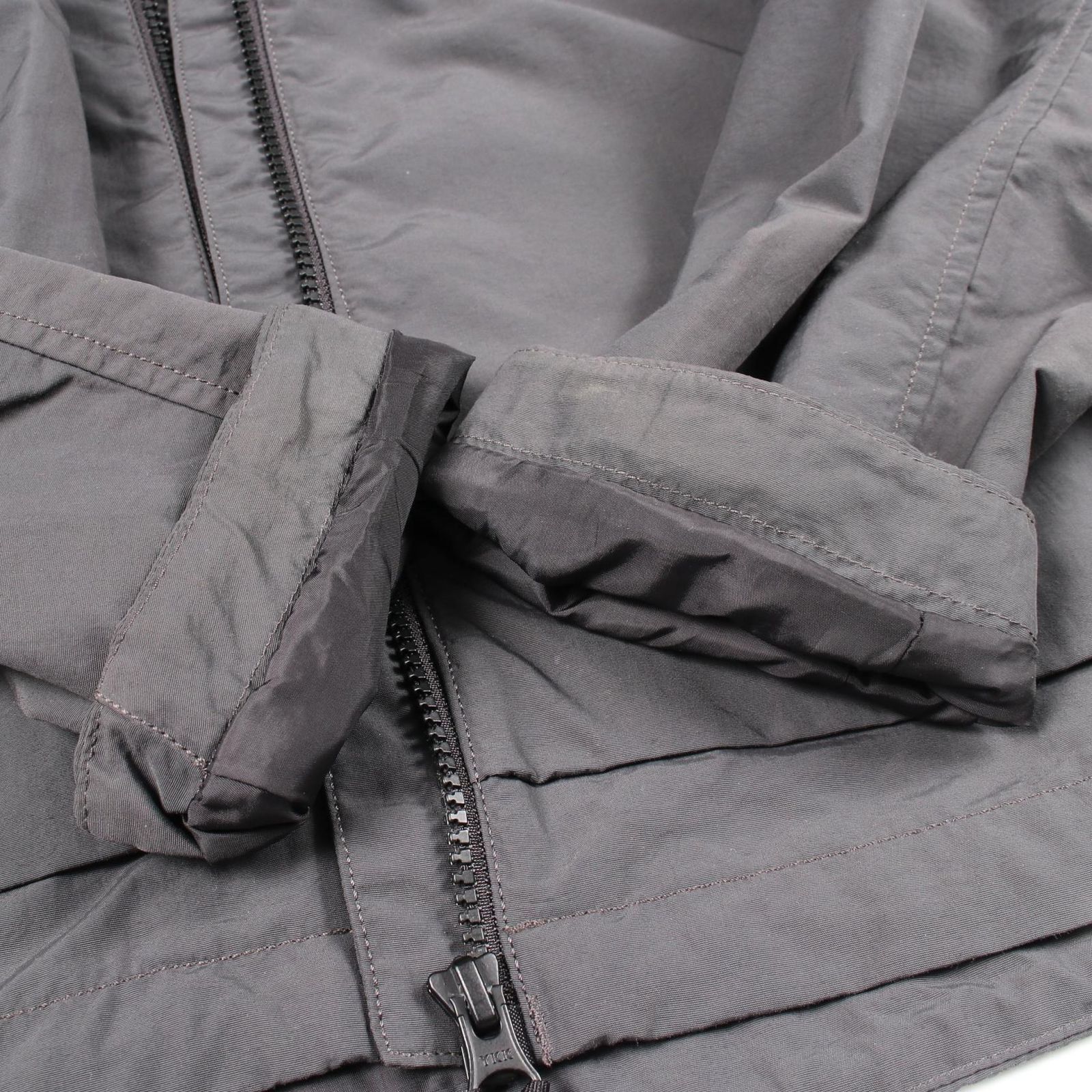 ザ・ノースフェイス THE NORTH FACE MANTON JACKET フード付き ダークグレー ナイロン ジャケット メンズ Used A
