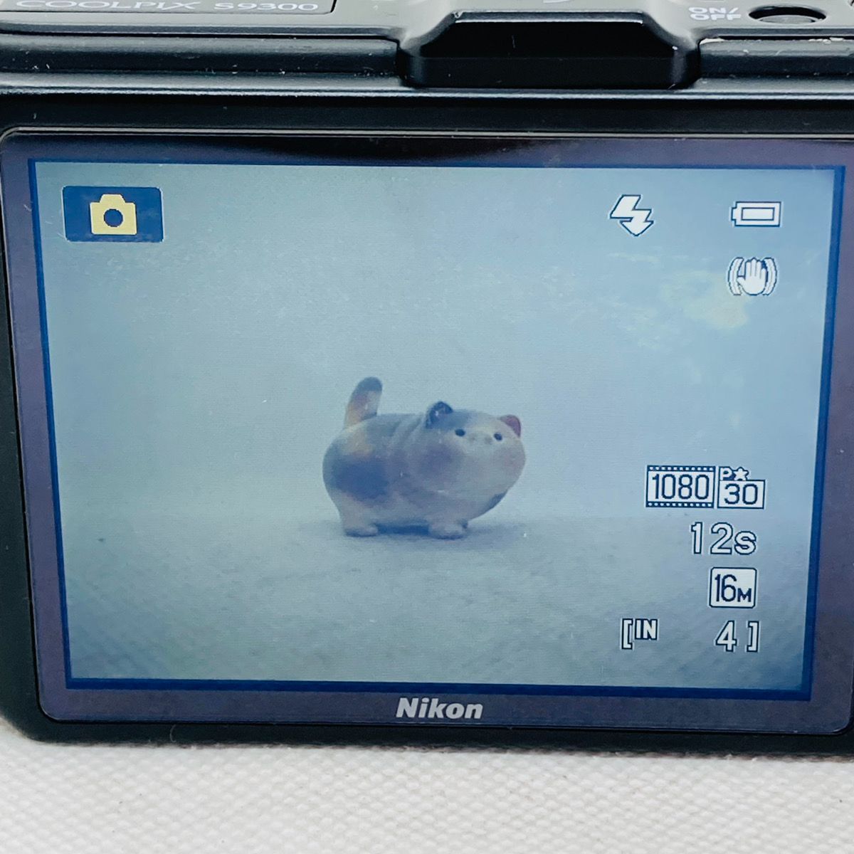 Nikon COOLPIX S9300 ニコン クールピクス デジタルカメラ - メルカリ