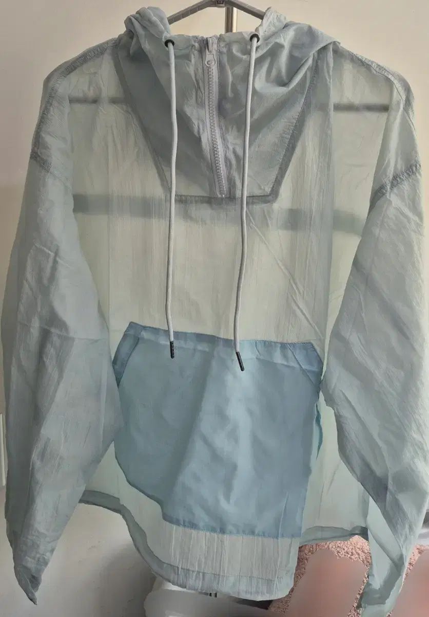新作 Anorak（アノラック）ウィンドブレーカー 薄い スカイブルー 77号まで 新品