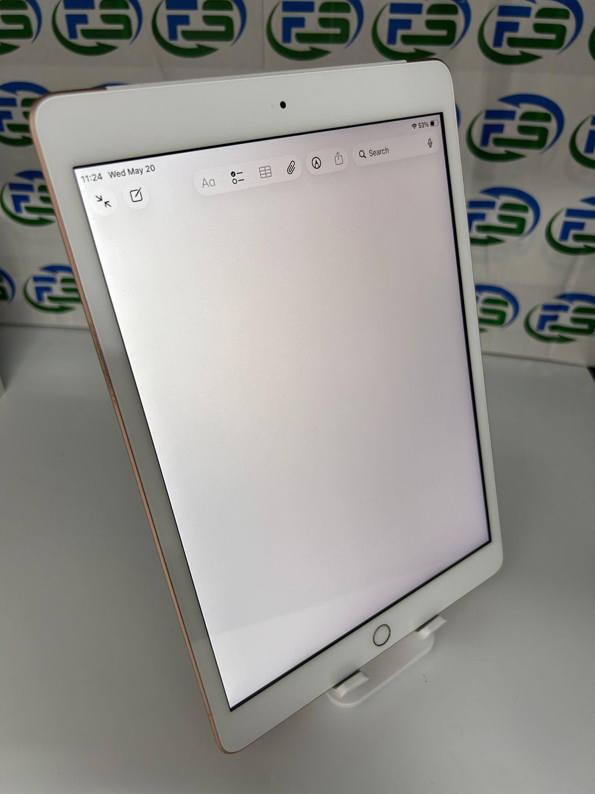iPad 第8世代 Cellular 32GB ゴールド(訳あり)- メルカリ