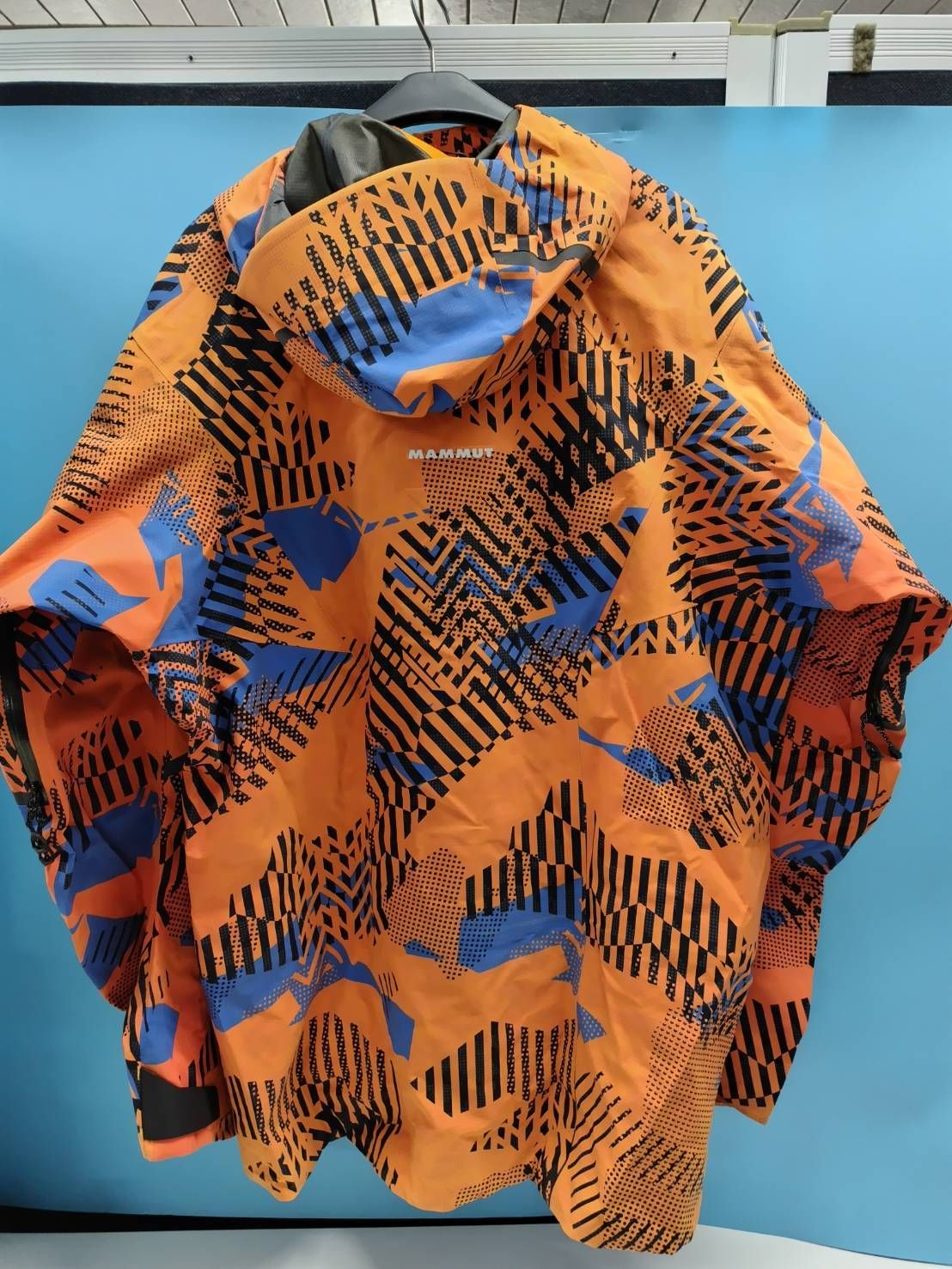 MAMMUT/マムート Nordwand Visiflage HS Hooded ジャケット (2XL