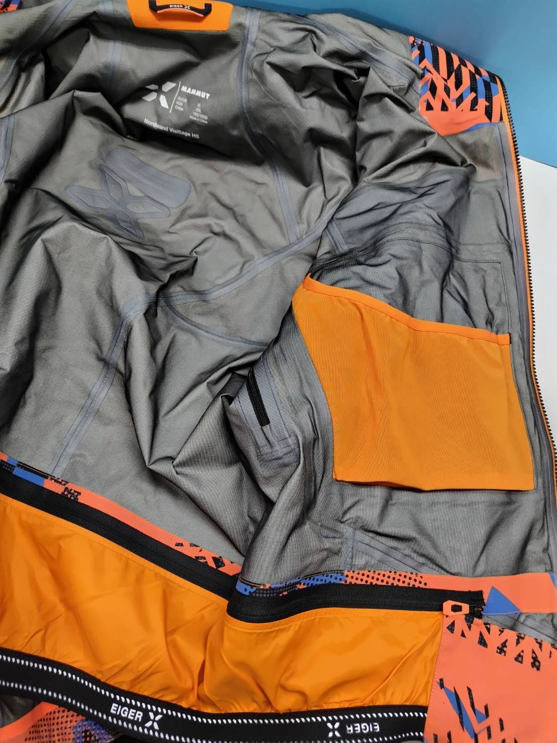 MAMMUT/マムート Nordwand Visiflage HS Hooded ジャケット (2XL