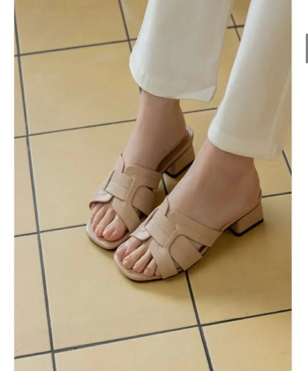 FORMEL CAMELE ベーシック サンダル 3CM キャメル デパート商品