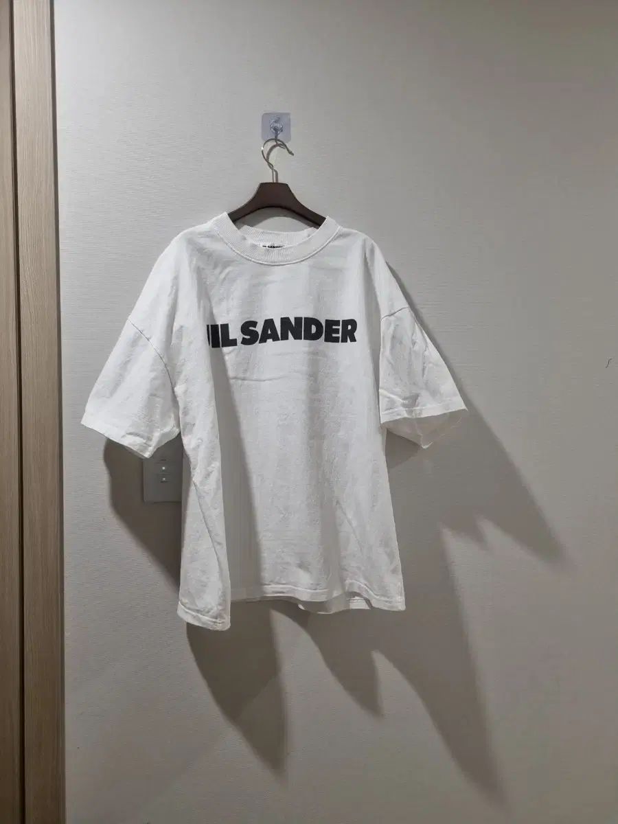 Jil Sander ジルサンダー 白 ロゴ 半袖Tシャツ 9,532円