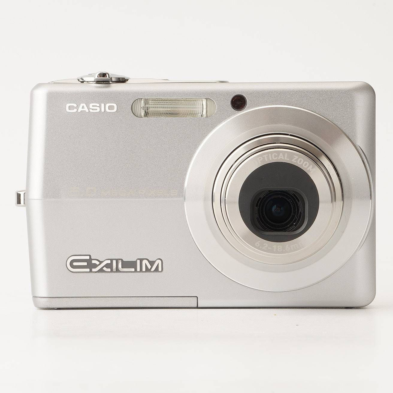 カシオ Casio EXILIM EX-Z500 シルバー 3x 光学ズーム - メルカリ