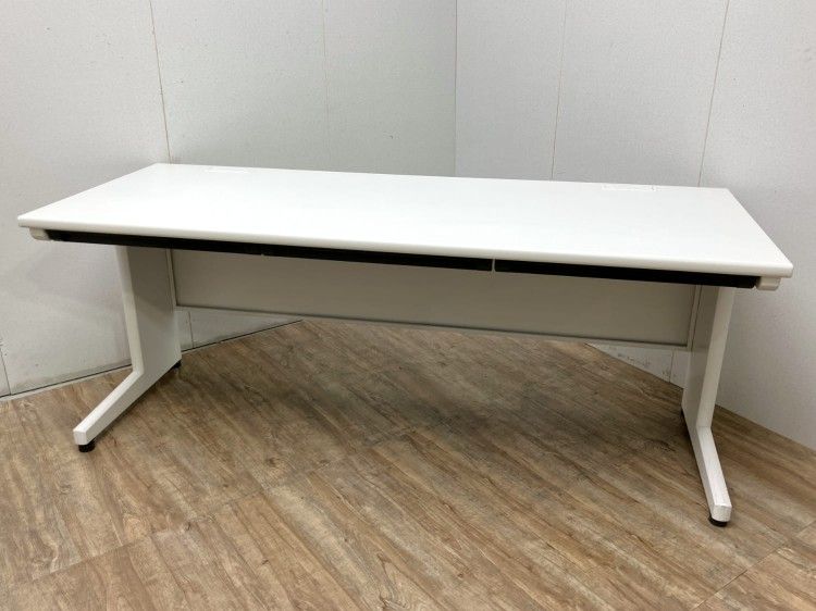【中古品】イトーキ CZRシリーズ 1800平デスク ホワイト