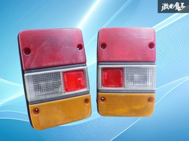【破損無し！】キャラバン E23 日産純正 テールランプ テールライト 左右セット KOITO 220-2449 激安魔王