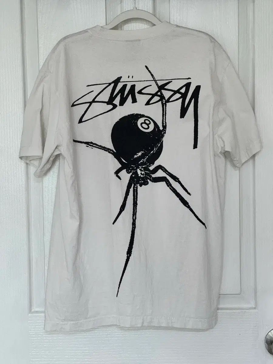L STUSSY ステューシー Eight ボール クモ プリンティング 半袖Tシャツ
