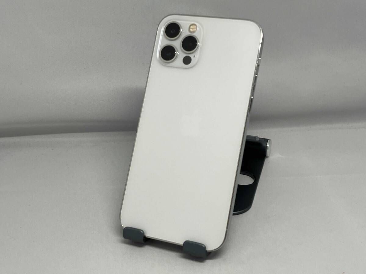docomo 【SIMロックなし】NGMA3J/A iPhone 12 Pro 256GB シルバｰ docomo