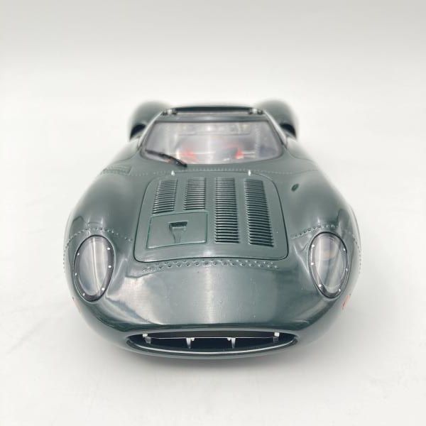 中古】オートアート 1/18 JAGUAR XJ 13(GREEN)[6] - メルカリ