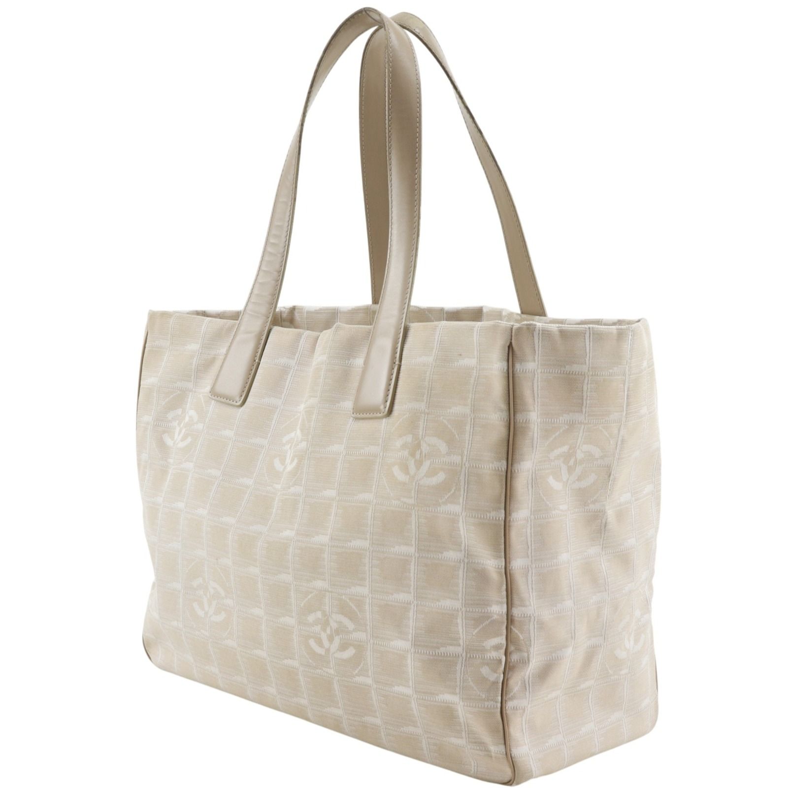 CHANEL】シャネル ニュートラベルライン トートMM A15991 ナイロン