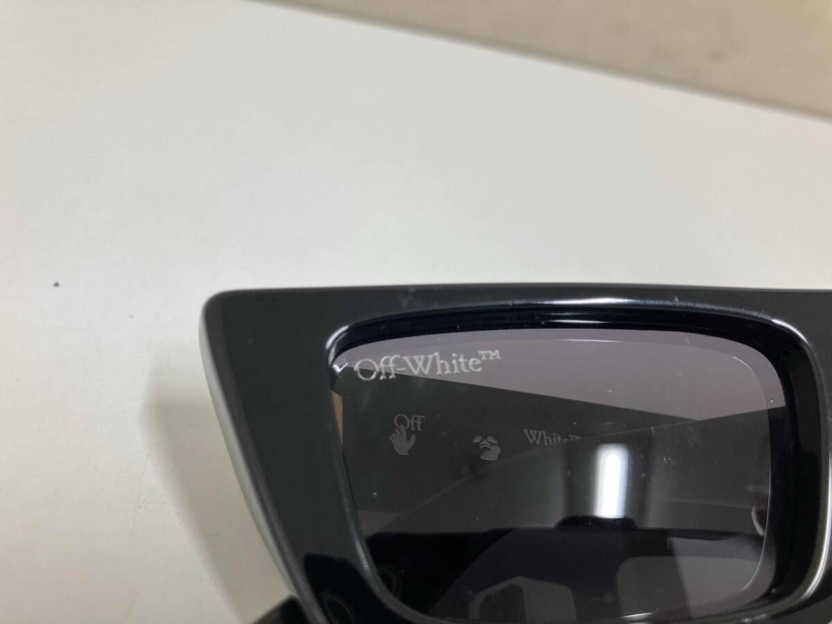 OFF-WHITE オフホワイト サングラス OERI010 1007 ブラックフレーム