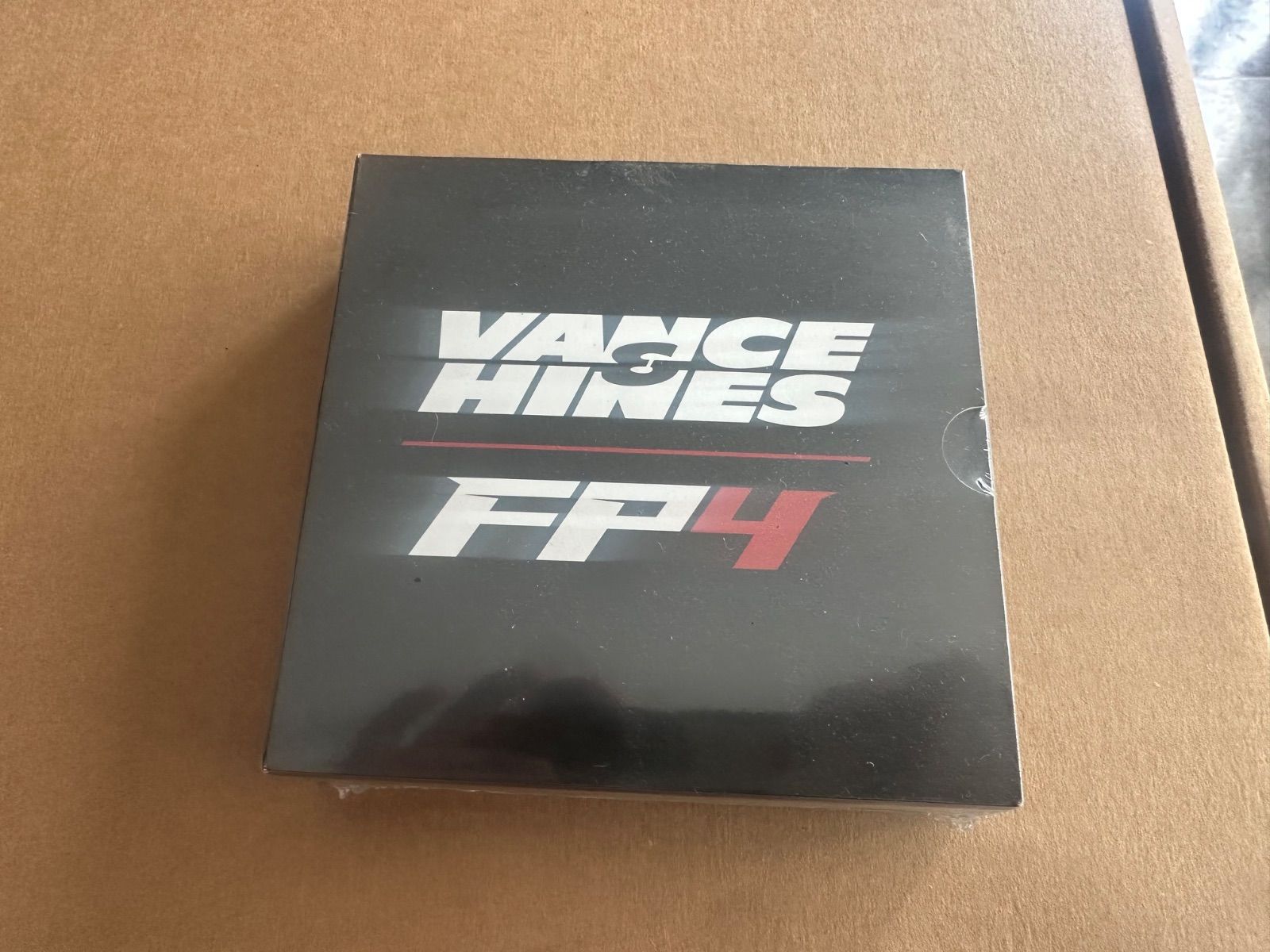 FUELPAK FP4 Vance&Hines社製のインジェクションチューニングデバイス 