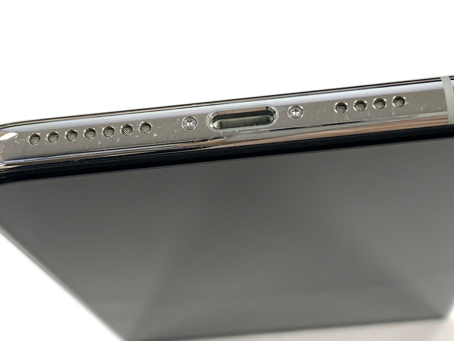 美品 電池96％SIMフリー iPhone11 Pro Max 64GB シルバー