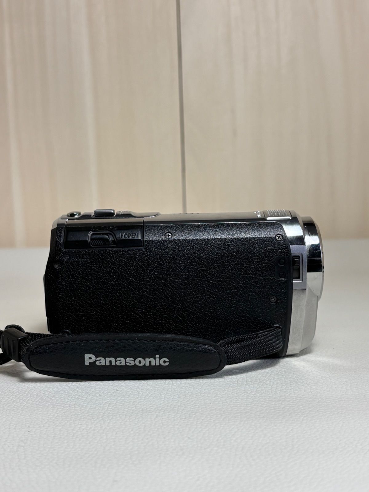 Panasonic HDC-TM30 フルハイビジョンデジタルビデオカメラ【動作品