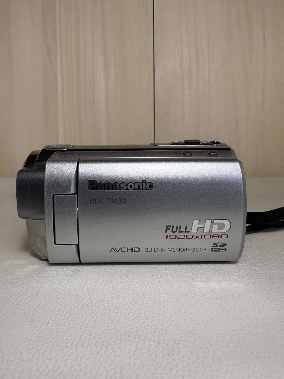 Panasonic HDC-TM30 フルハイビジョンデジタルビデオカメラ【動作品