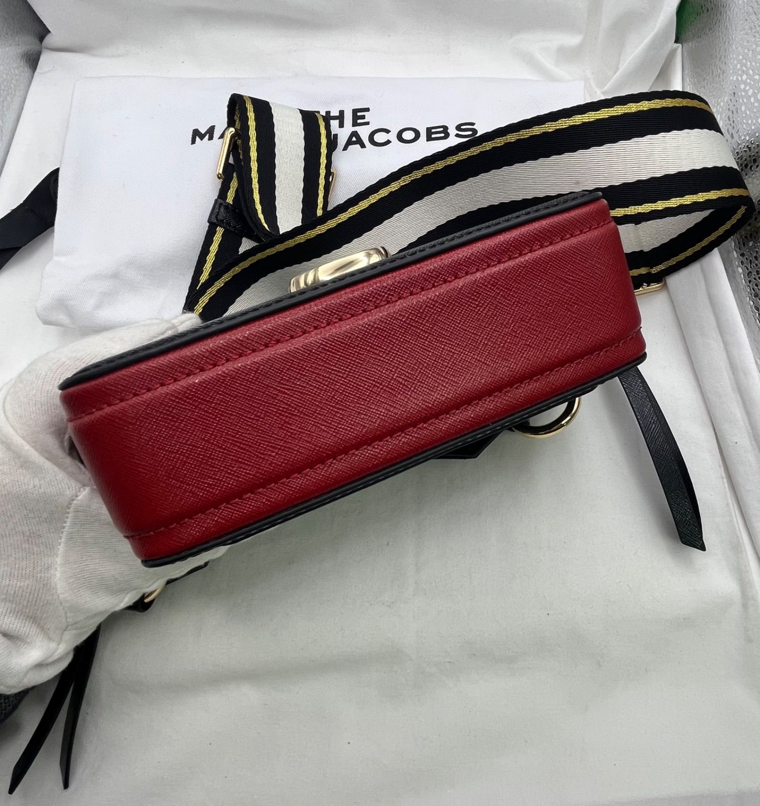 ▽MARC JACOBS マークジェイコブス ショルダーバッグ 袋付き 黒/赤 