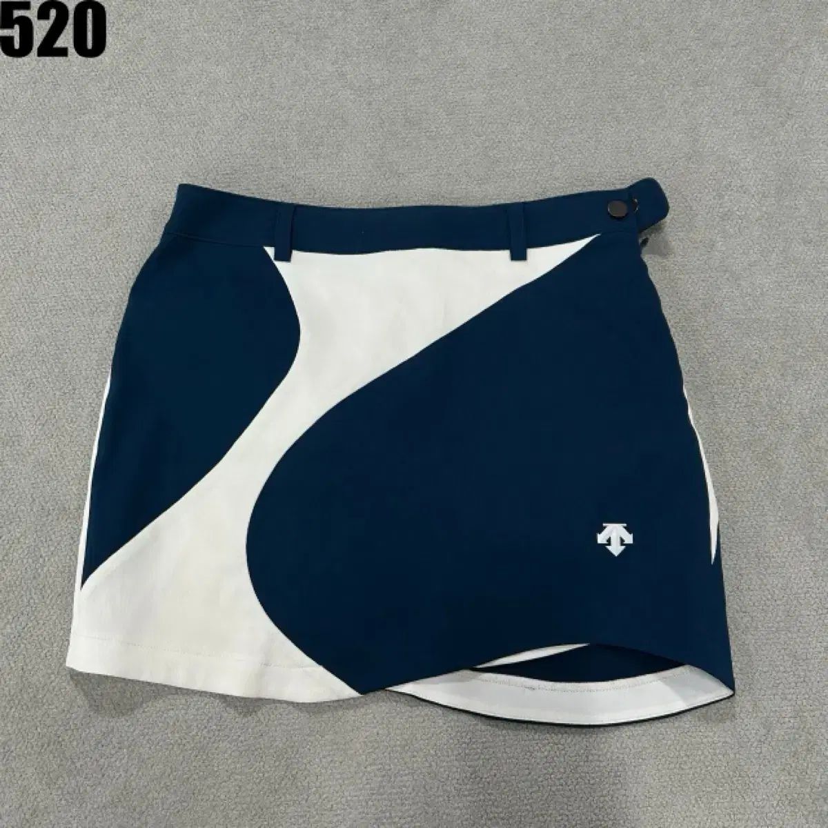 デサント（DESCENTE）ネイビー/白 ゴルフ スカート S 4,665円