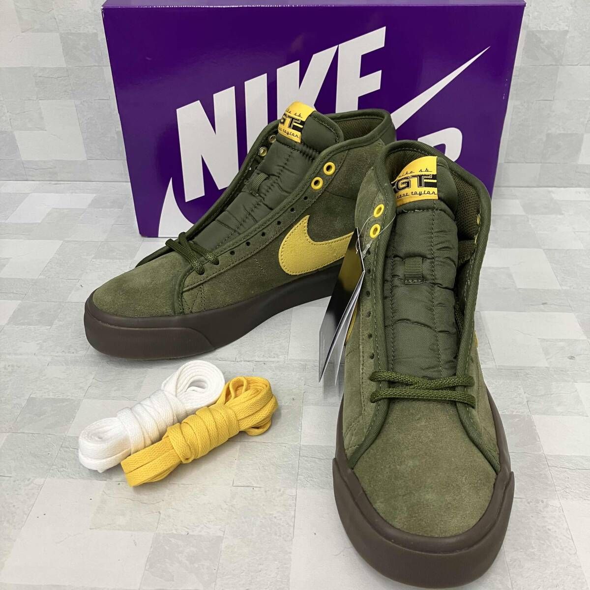 NIKE ナイキ スニーカー HM5838-300 ANTIHERO × Nike SB 箱有り 黒タグ有り 替紐有り カーキ 26cm