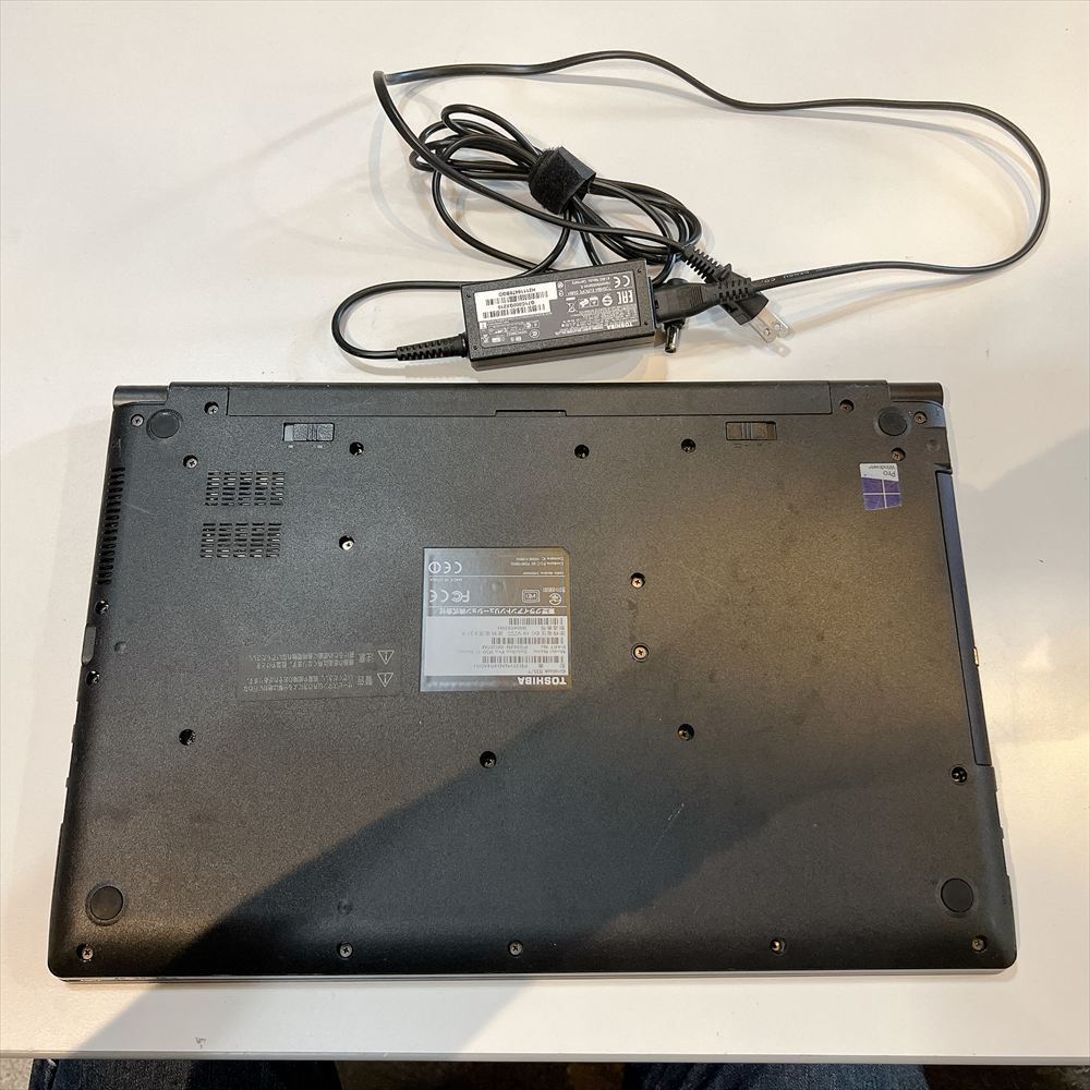 ジャンクPC】 TOSHIBA Dynabook B35/Y ノートPC メモリ4GB HDDなし HJ