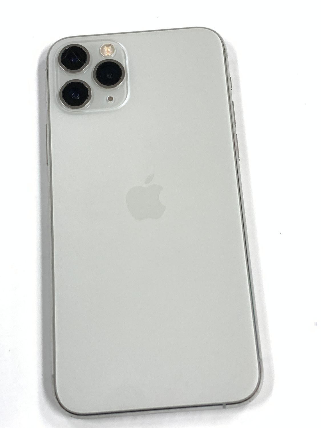 ジャンク 電池83％ SIMフリー iPhone11 Pro 256GB シルバー - メルカリ