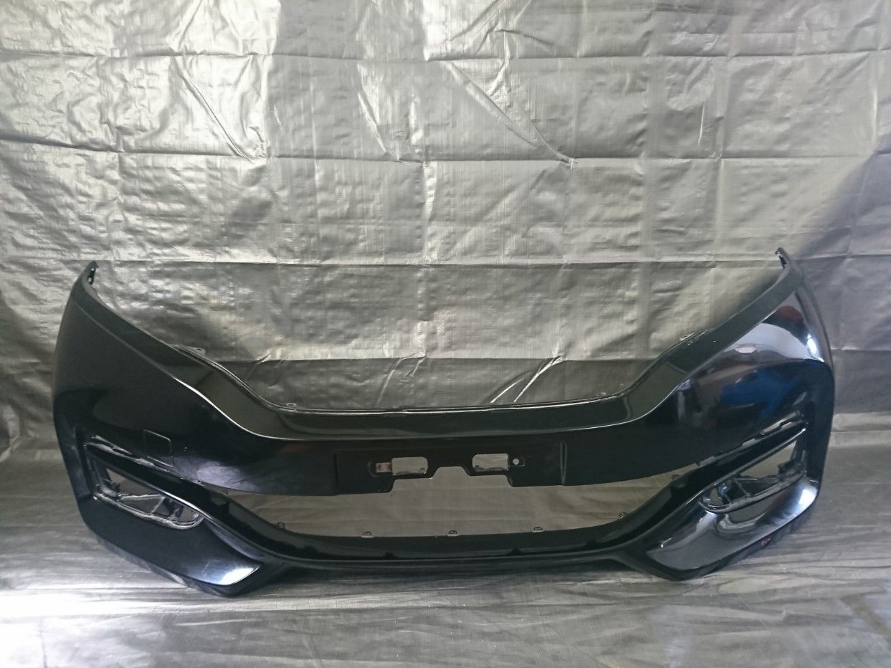 GK8 シャトル フロントバンパー ブラック NH731P(50053) 10,010円