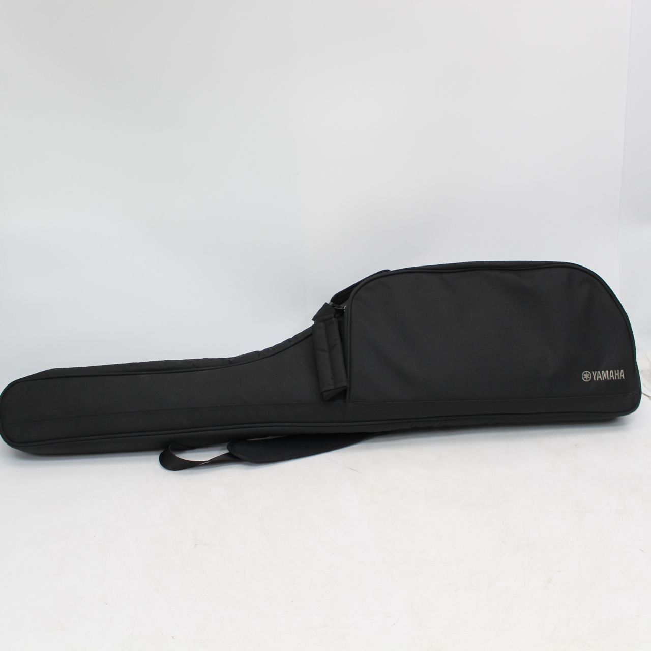 632)【美品】Yamaha SLG200S サイレントギター ソフトケース付き