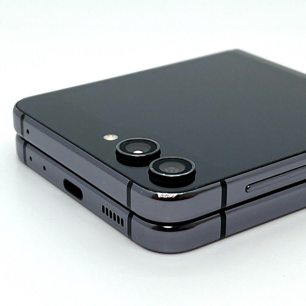 Galaxy Z Flip5 SC-54D docomo SIMフリー 256GB／8GB グラファイト 5G