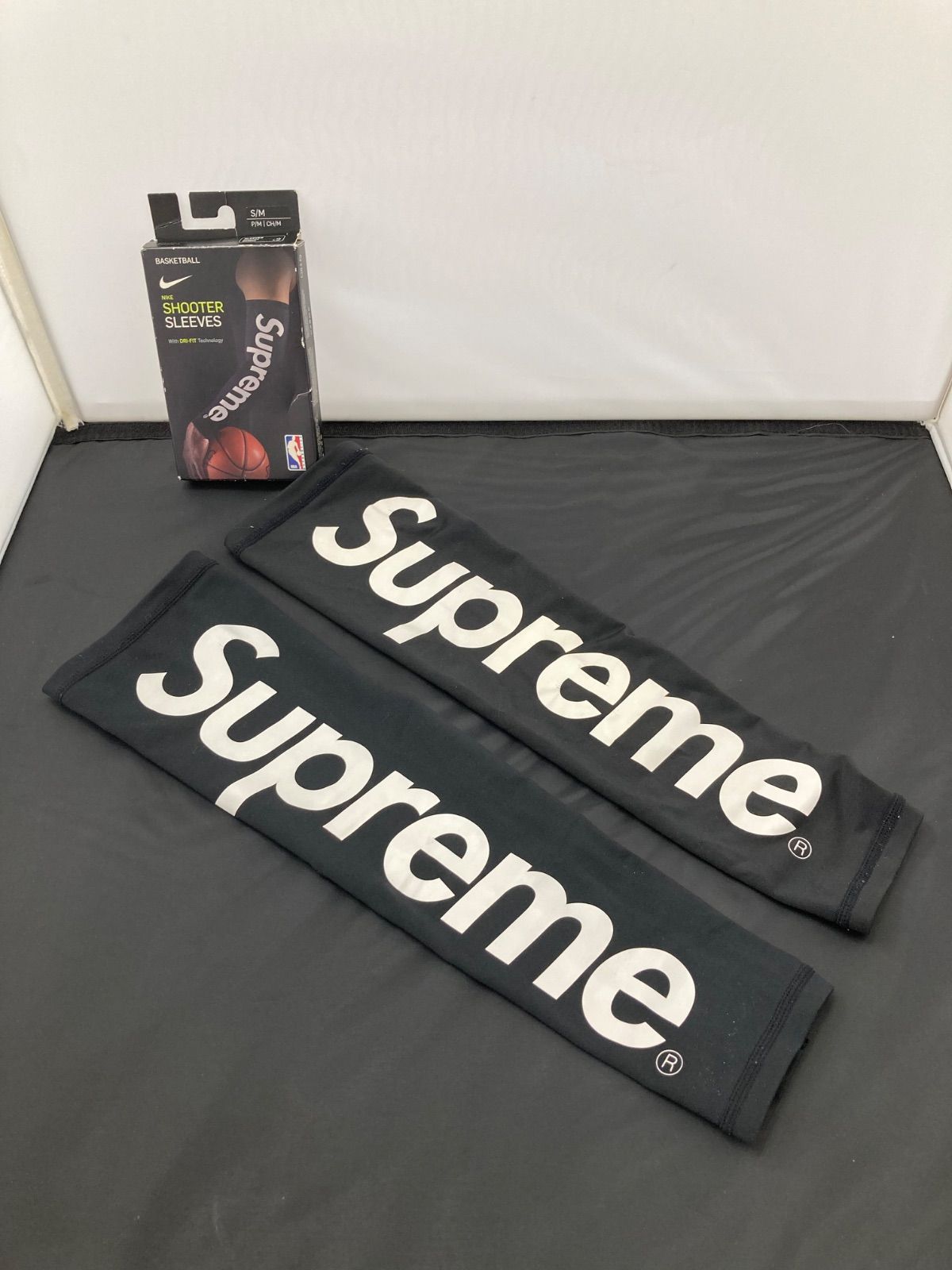 Supreme × NIKE 17AW NBA Shooting Sleeve スリーブ シュプリーム