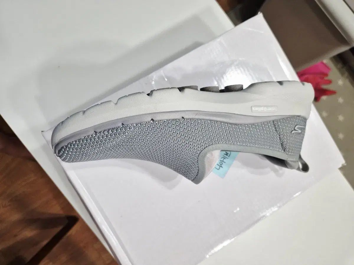 SKECHERS ゴーウォーク グレー レディース スニーカー