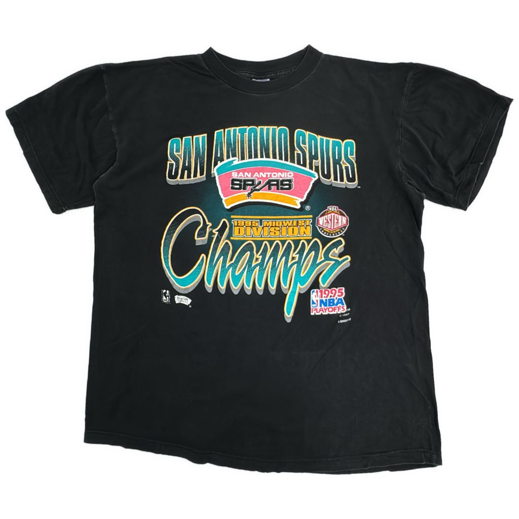 90年代 NBA サンアントニオ・スパーズ 1995 Ｔシャツ プロチーム バスケ ブラック(メンズ LARGE)中古 古着 Y1350
