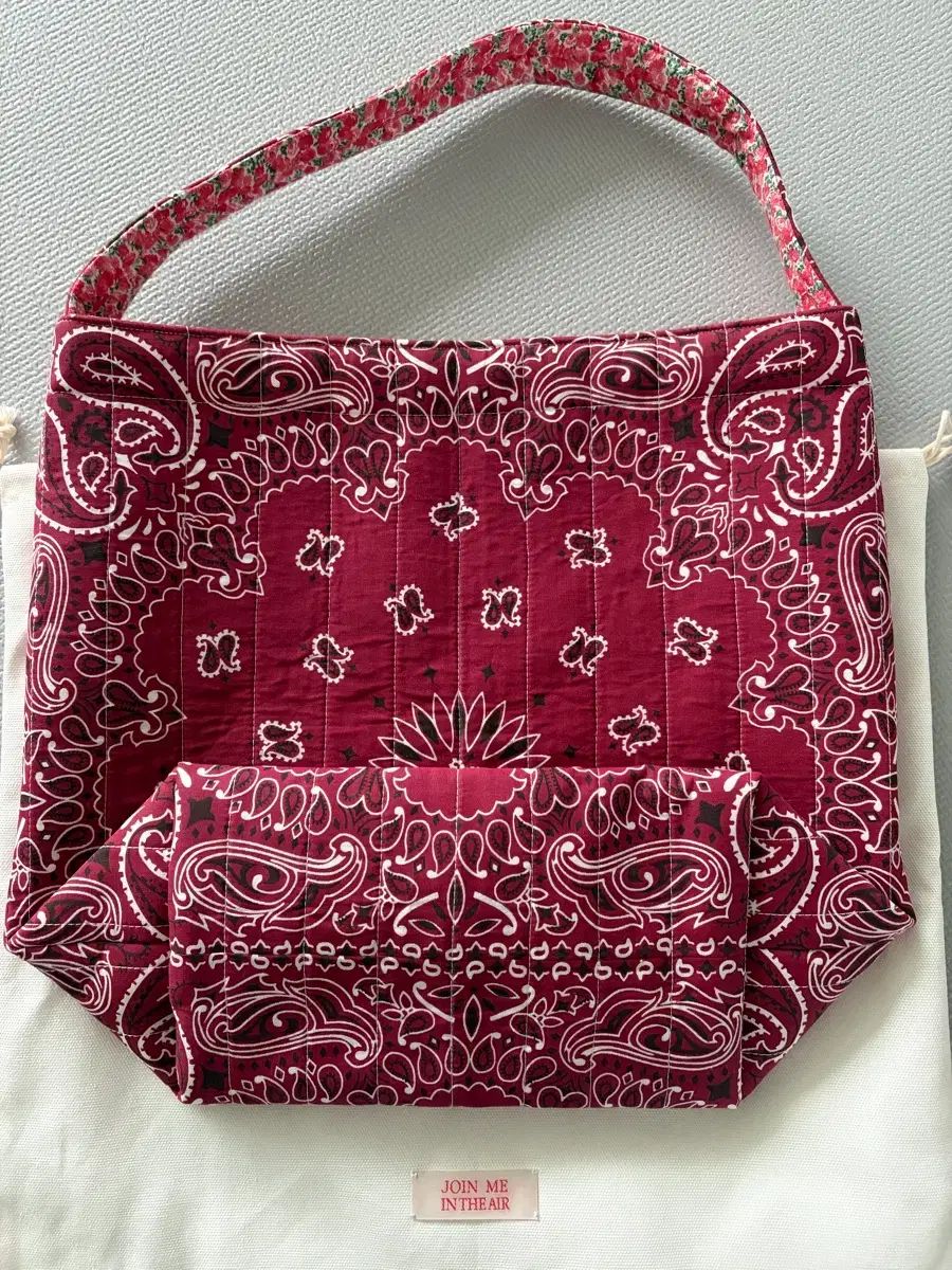 ボニーユー ベイズリー HOBO BAG (バーガンディ)