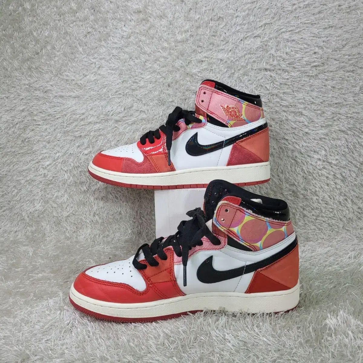 ワユース 250 NIKE ジョーダン1 ハイ スパイダーマン スニーカー
