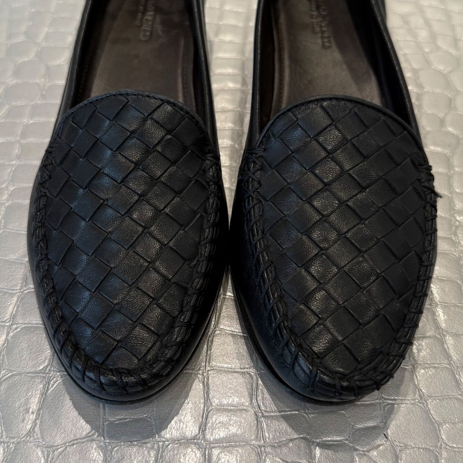 BOTTEGA VENETA イントレチャート パンプス ローファー ブラック