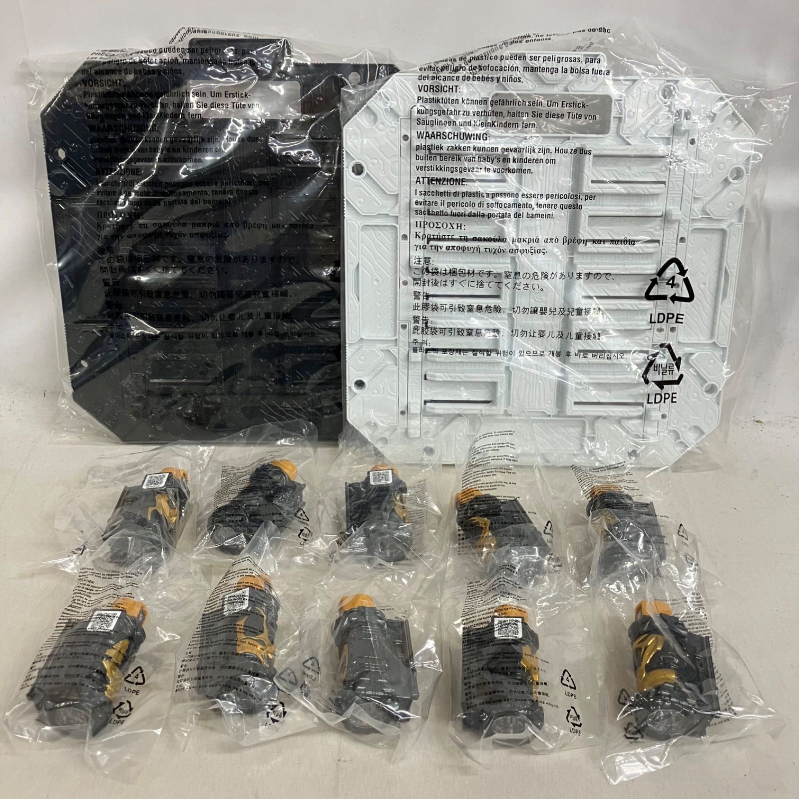 中古 仮面ライダービルド DX ラストパンドラパネル ホワイト＆ブラック