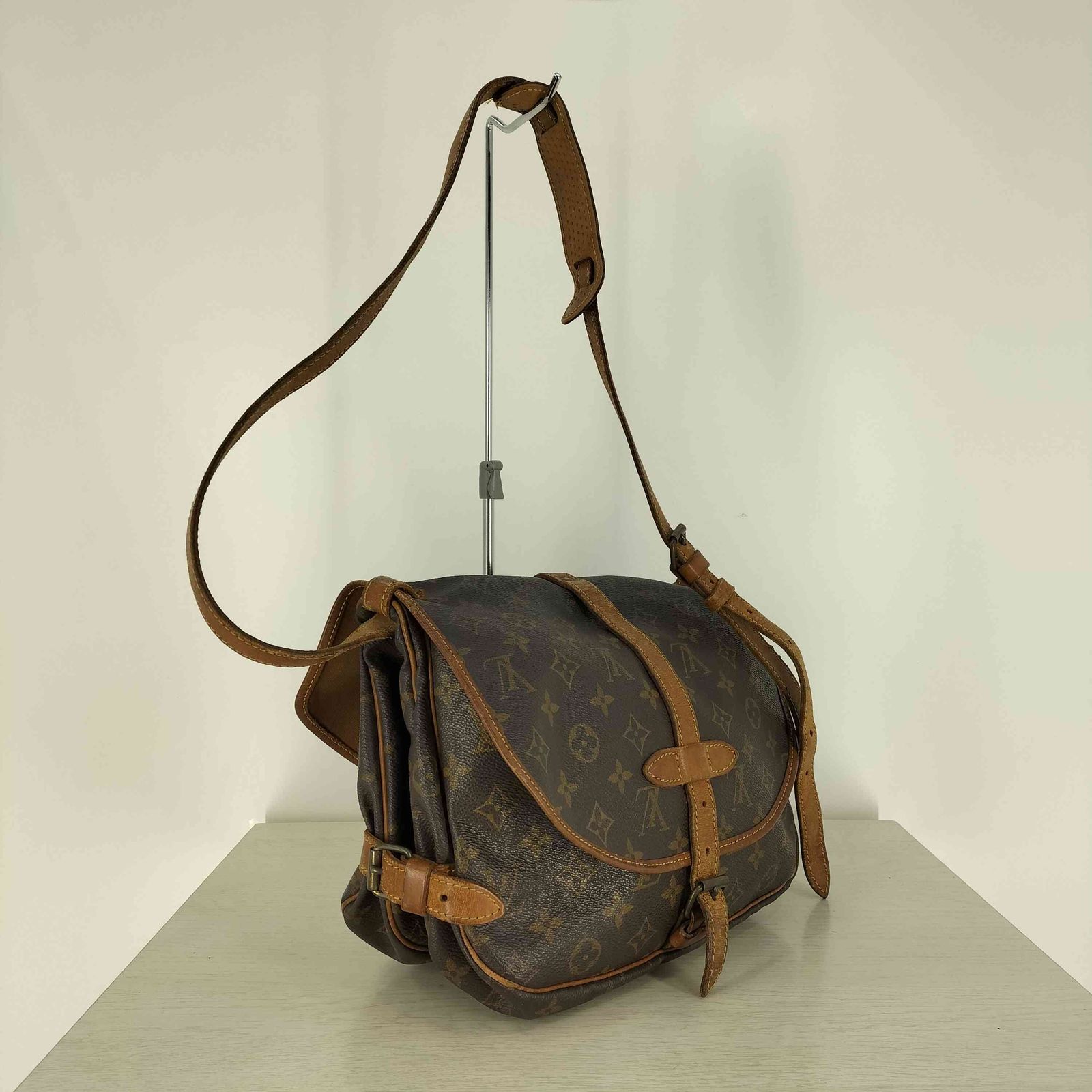 ルイヴィトン LOUIS VUITTON ソミュール30 ショルダーバッグ 