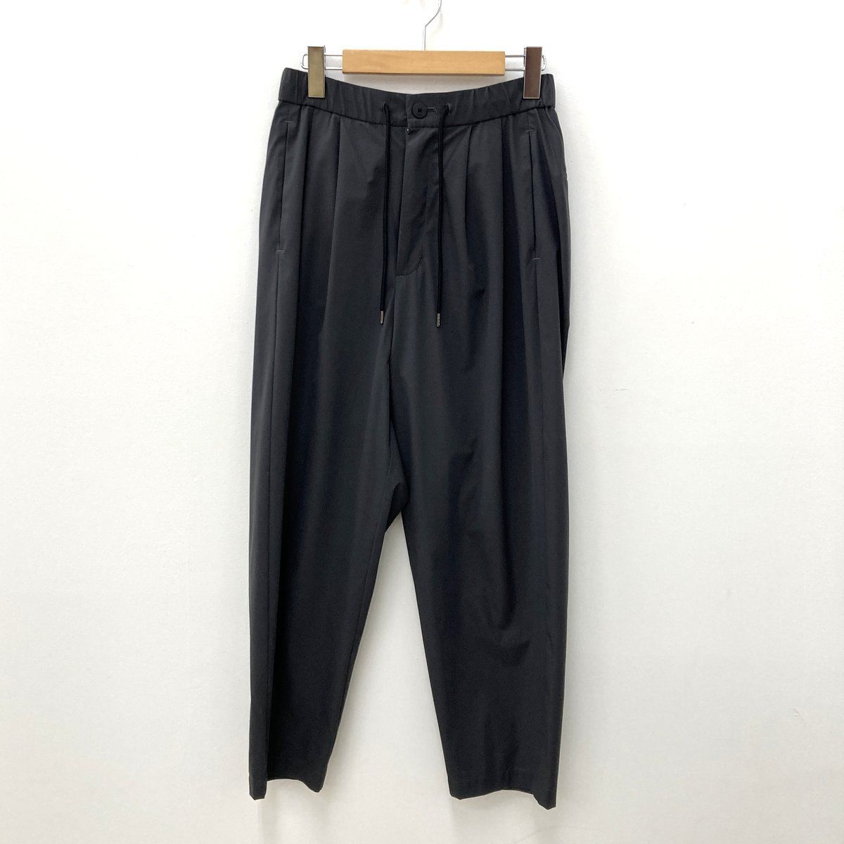 ATTACHMENT アタッチメント イージーパンツ AP01-233 2タック ワイドテーパードパンツ サイズ1 Sサイズ相当日本製 ボトム★ SS222