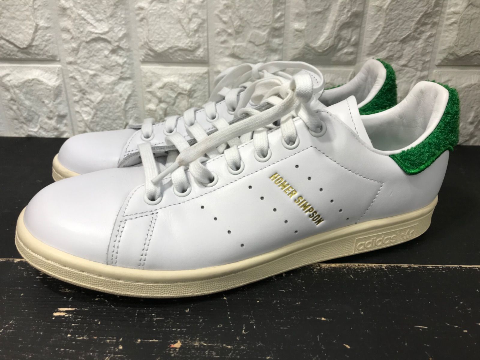 adidas × STAN SMITH / HOMER SIMPSON スニーカー　IE7564