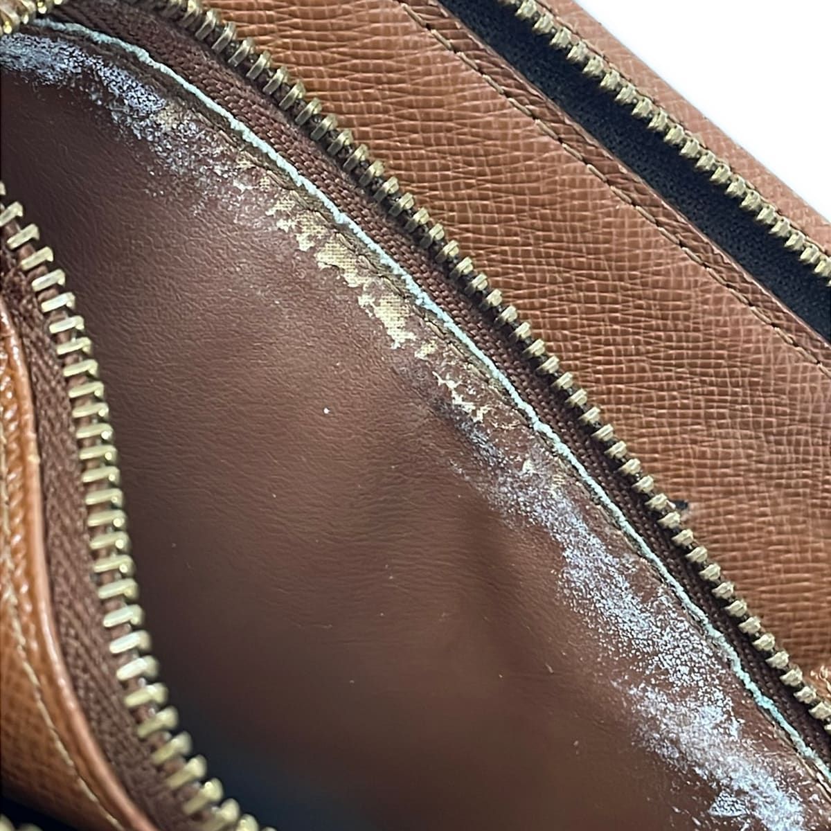 LOUIS VUITTON(ルイヴィトン) 長財布 モノグラム ポルト モネ・ジップ