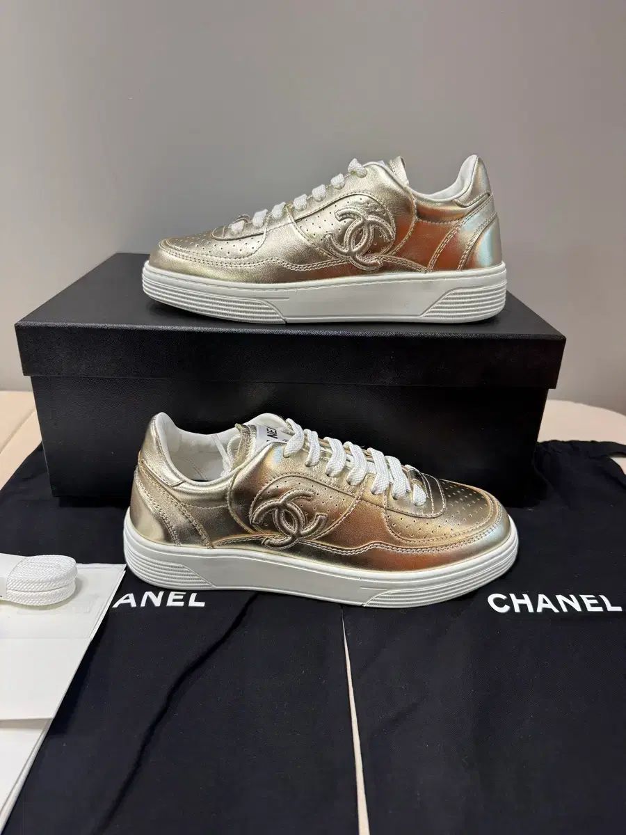 新品 35 5/225) CHANEL シャネル シャ ポス CCロゴ テニス スニーカー