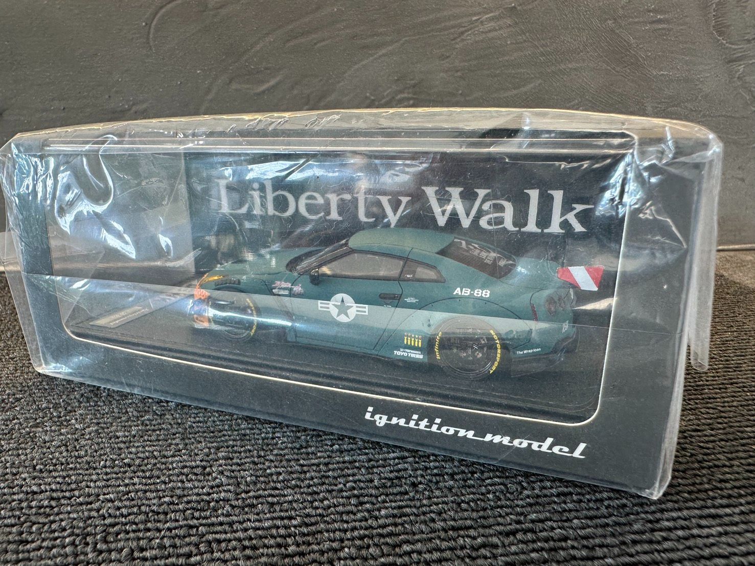 LIBERTY WALK】ignition model 1/43 LB-WORKS NISSAN GT-R R35 Type2
