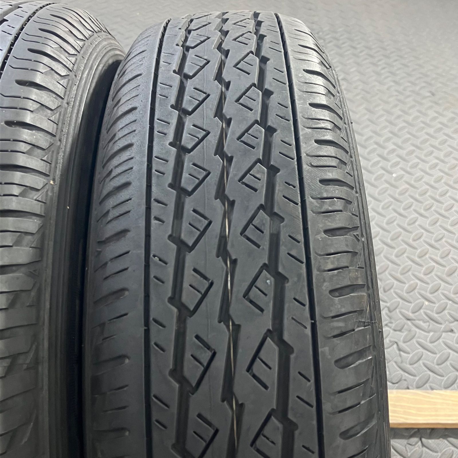 21年製 145/80R12 80/78N LT ブリヂストン K370 ダイハツ ハイゼット