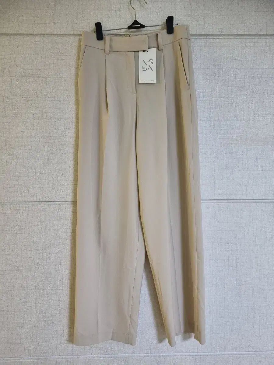 新品 the AtG ワイド ベージュ 밴ディング スラックス 66 4,372円