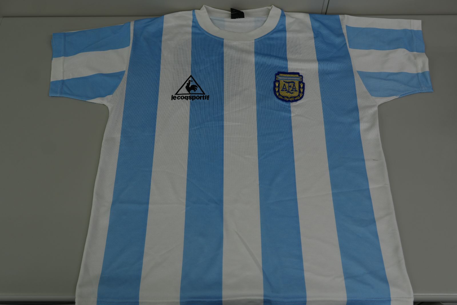 le coq sportif ルコックスポルティフ サッカーユニフォーム 1986年 アルゼンチン代表 10番 レプリカ品