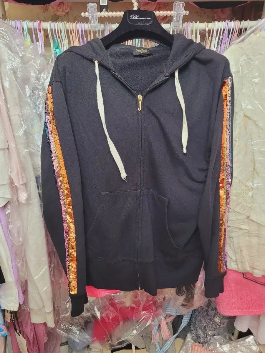 JUICY COUTURE ジューシークチュール スパンコール ジップアップパーカー ブラック