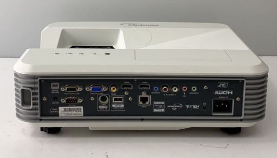 ☆リモコン付き】【☆安心動作保証付き】【送料無料】超短焦点フルHD
